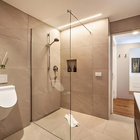 Amo Apartment *
